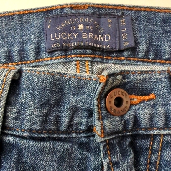 Lucky Brand 221 Original Straight Jeans size 30 X 34 (32) Medium Blue Denim Wash - Picture 10 of 11